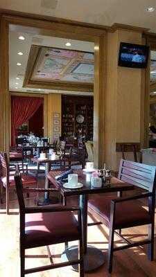 Explorers, An American Gastropub