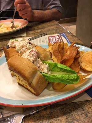 Boulevard Bar & Grill