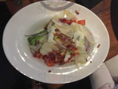 The Living Room Wine Cafe & Lounge