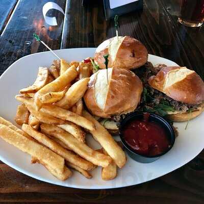 Starr Brothers Brewing Company