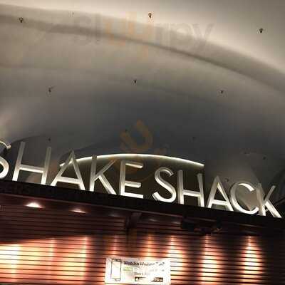 Shake Shack Union Station