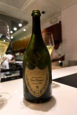 Pineapple And Pearls