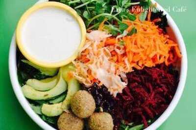 Ezra's Enlightened Cafe