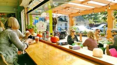 Ezra's Enlightened Cafe