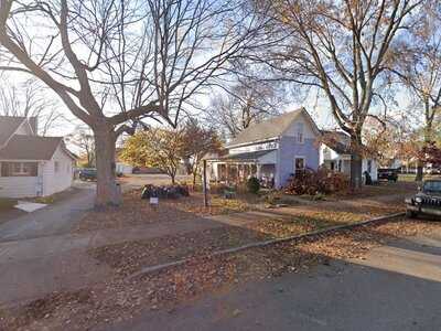 Ezra's Enlightened Cafe