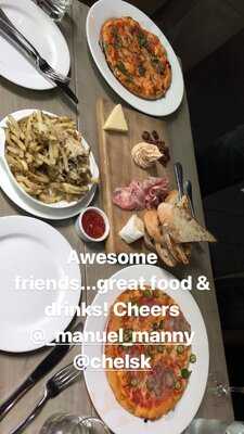 Sp2 Communal Bar + Restaurant