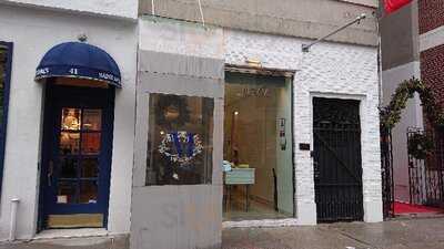 Lady M Cake Boutique