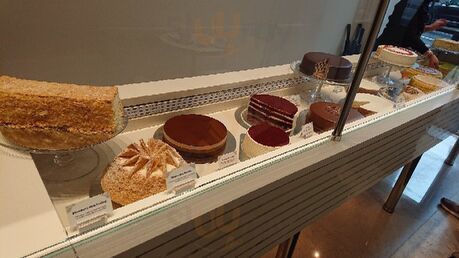 Lady M Cake Boutique