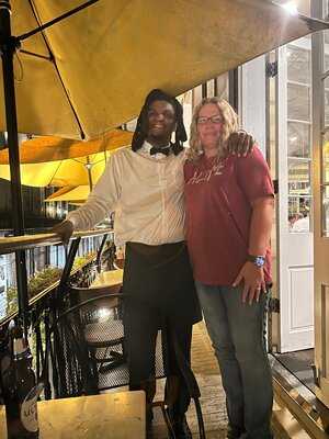 Royal House Oyster Bar