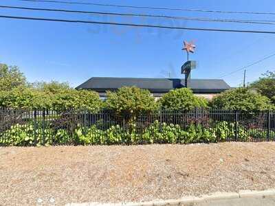 Marco's Restaurant & Lounge