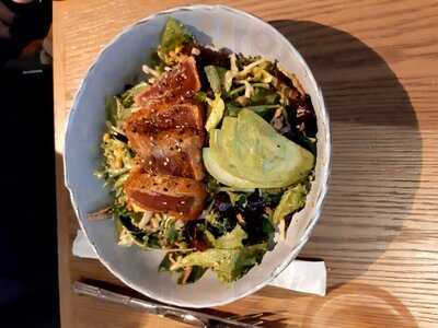 Tommy Bahama Restaurant & Bar