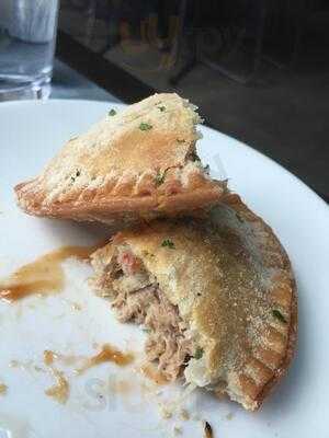 Osha Thai Sushi Gallaria