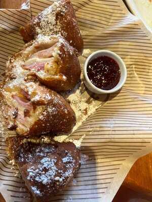 Cheddar's Scratch Kitchen