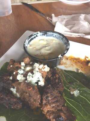 Mackenzie River Pizza, Grill & Pub