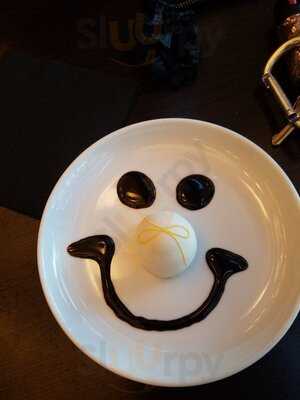 Copper Restaurant & Dessert Lounge