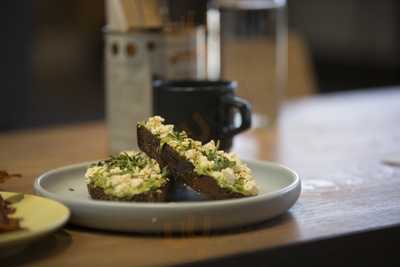 Campos Roastery & Kitchen