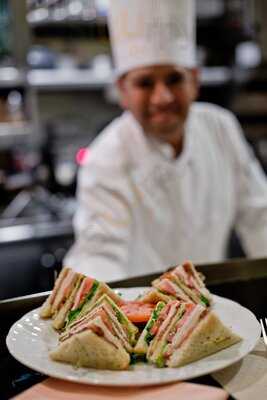 Fountain Coffee Room