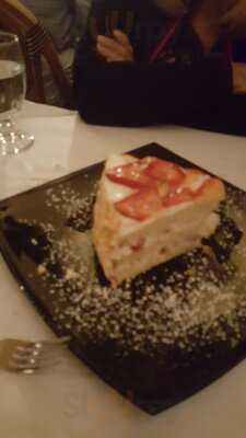 Jj's Bistro De Paris