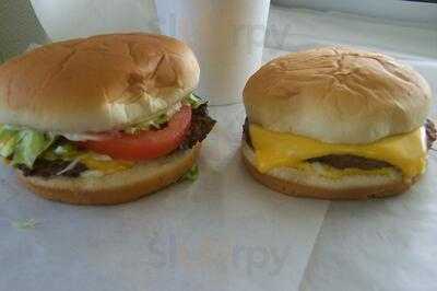 Snoopy's Hot Dogs & More