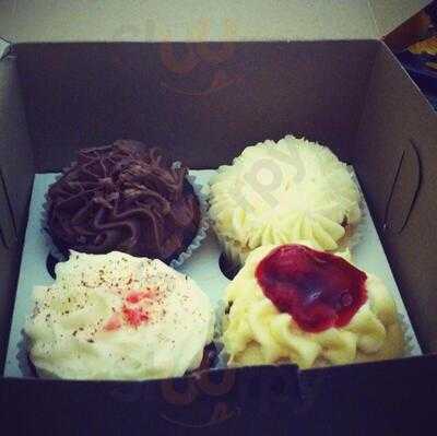 Sivada's Cupcakery