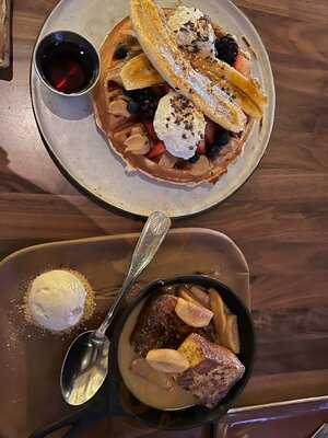 Sugarcane Raw Bar Grill