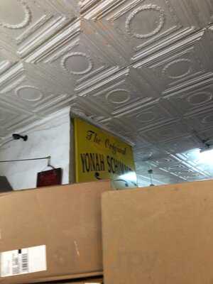 Yonah Schimmel's Knish Bakery
