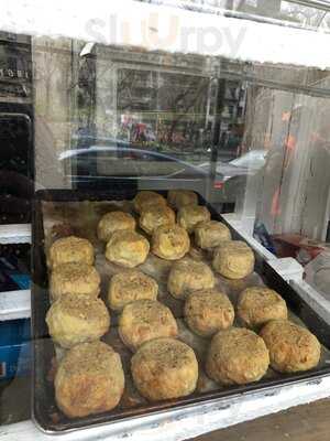 Yonah Schimmel's Knish Bakery