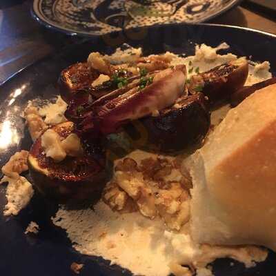 Alaro Craft Brewery & Restaurant