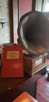 Prohibition Restaurant And Speakeasy