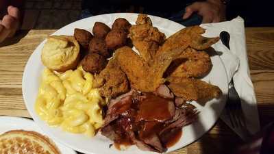 Sandra Dee's Barbeque & Seafood