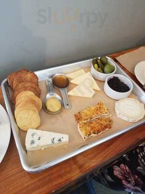 Cheese & Crack Snack Shop