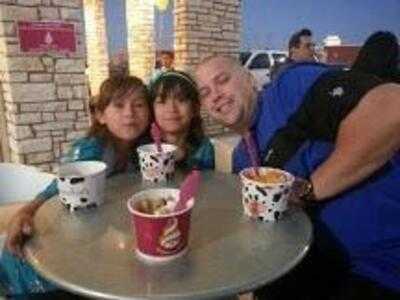 Menchie's Frozen Yogurt