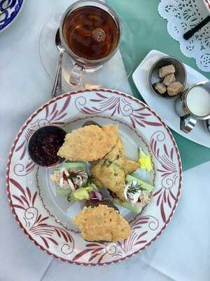 The Cosmopolitan Hotel And Restaurant