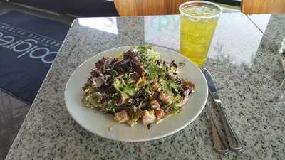 Coolgreens - Nichols Hills