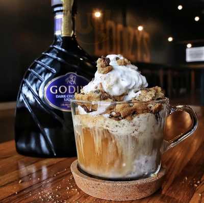 Boozy’s Creamery & Craft