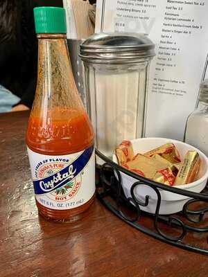 Brenda’s Meat & Three