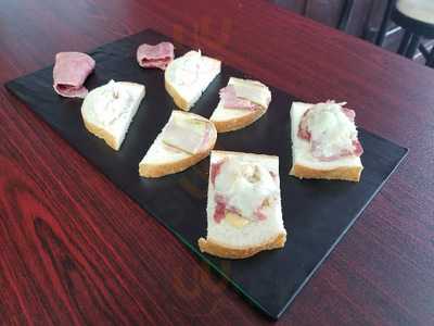 Express Deli & Beverage