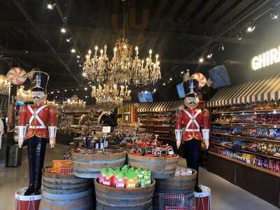 San Francisco Chocolate Store