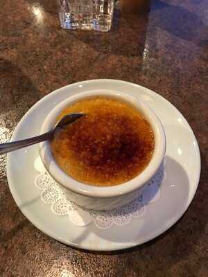 Jantzen Beach Bar And Grill