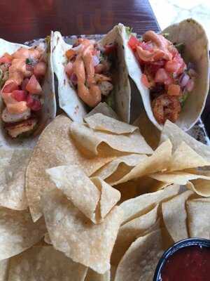 Wolfies Grill - Geist