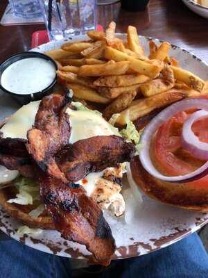 Wolfies Grill - Geist