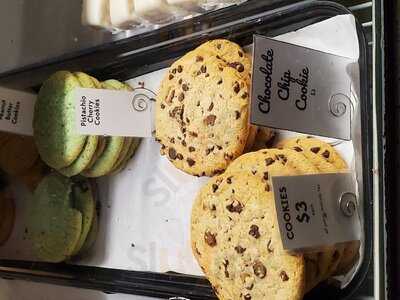 Debbie Does Doberge, Bakery Bar