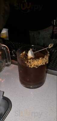 Debbie Does Doberge, Bakery Bar