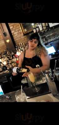 Debbie Does Doberge, Bakery Bar