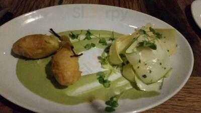 5 O'clock Somewhere Rooftop Bar