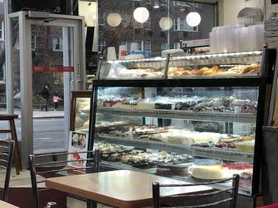 Fluffy's Cafe & Pizzeria