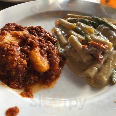 Carmine's On Penn Italian Restaurant