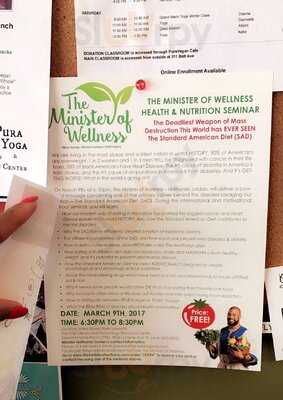 Puravegan Cafe & Yoga