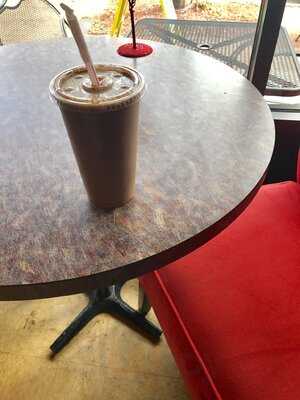 Puravegan Cafe & Yoga