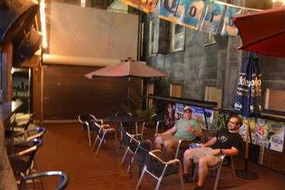 Houston Street Bar & Patio